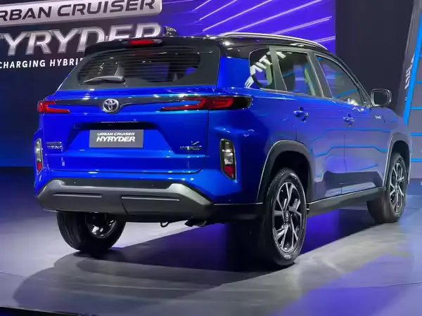 तहलका मचाने आ गया लग्जरी लुक वाला धाकड़ SUV, 1.5 लीटर इंजन के साथ मिल रहा 28 KMPL का माइलेज