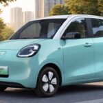 Wuling Hongguang Mini EV: एक बार चार्ज करने पर चलेगी 300km, मात्र ₹6 लाख में उपलब्ध